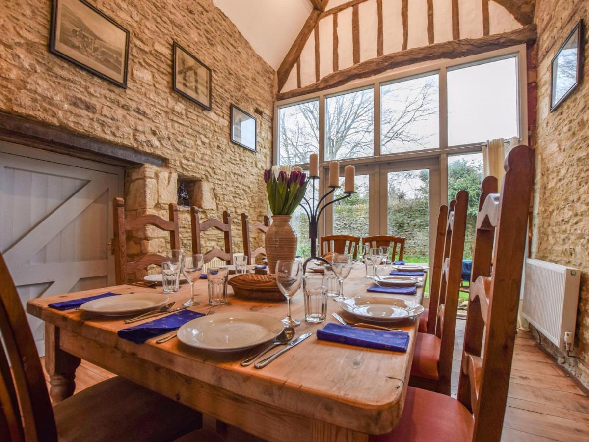 Butts Farm Villa Cirencester Luaran gambar