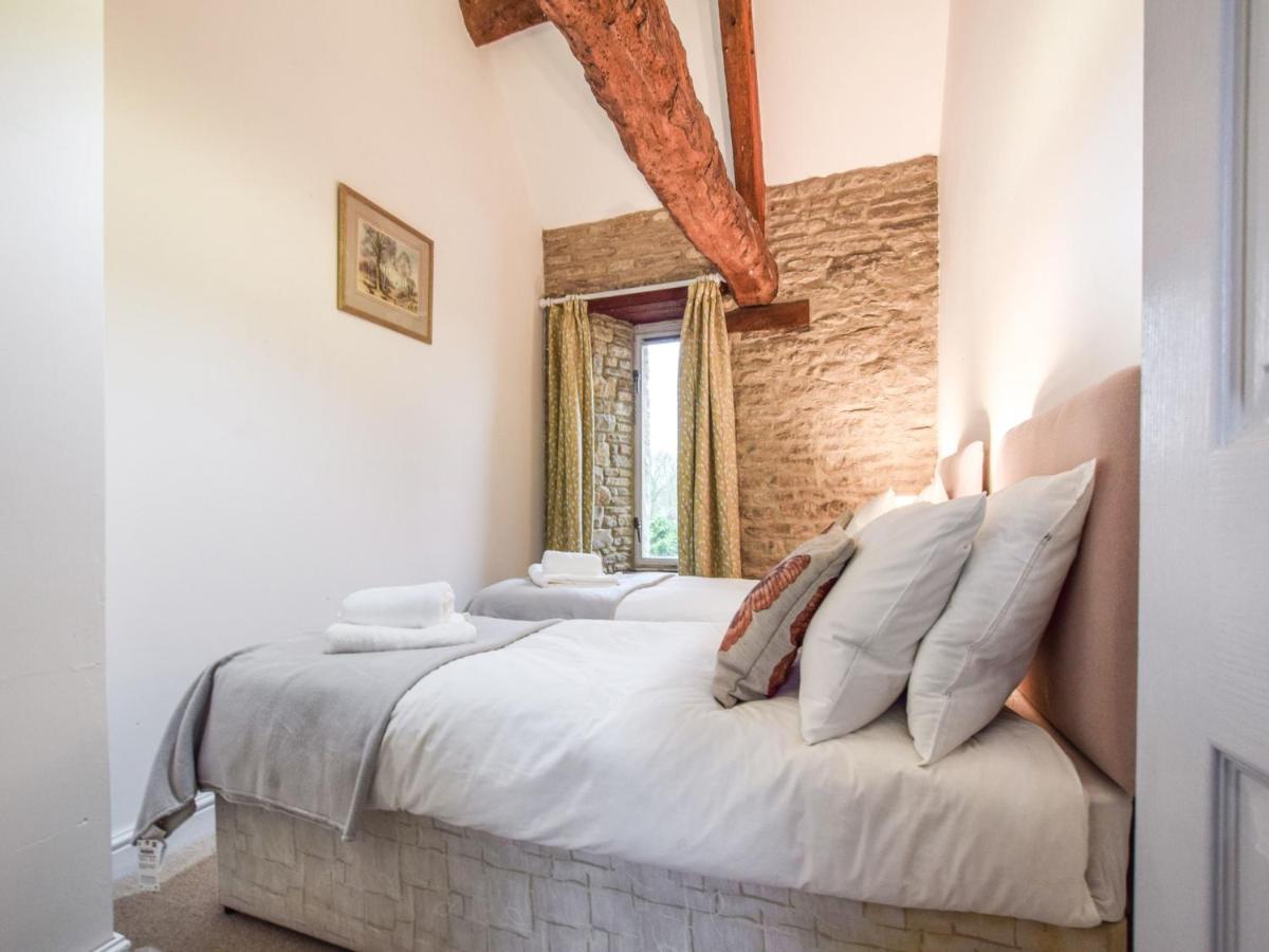 Butts Farm Villa Cirencester Luaran gambar